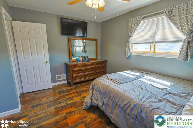 1572 Primrose Lane, Bethlehem City, PA 18018