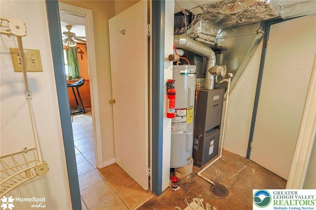1572 Primrose Lane, Bethlehem City, PA 18018
