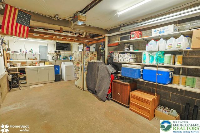 1572 Primrose Lane, Bethlehem City, PA 18018