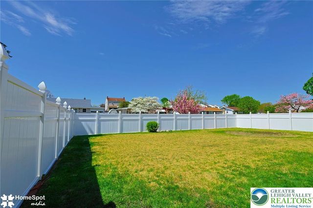 1572 Primrose Lane, Bethlehem City, PA 18018