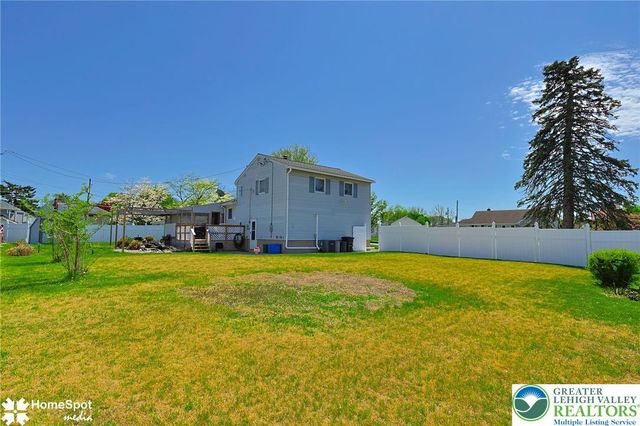 1572 Primrose Lane, Bethlehem City, PA 18018
