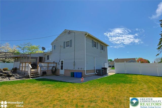 1572 Primrose Lane, Bethlehem City, PA 18018