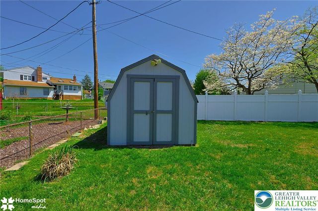 1572 Primrose Lane, Bethlehem City, PA 18018