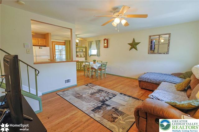 1572 Primrose Lane, Bethlehem City, PA 18018