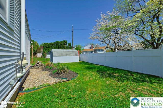 1572 Primrose Lane, Bethlehem City, PA 18018
