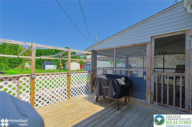 1572 Primrose Lane, Bethlehem City, PA 18018