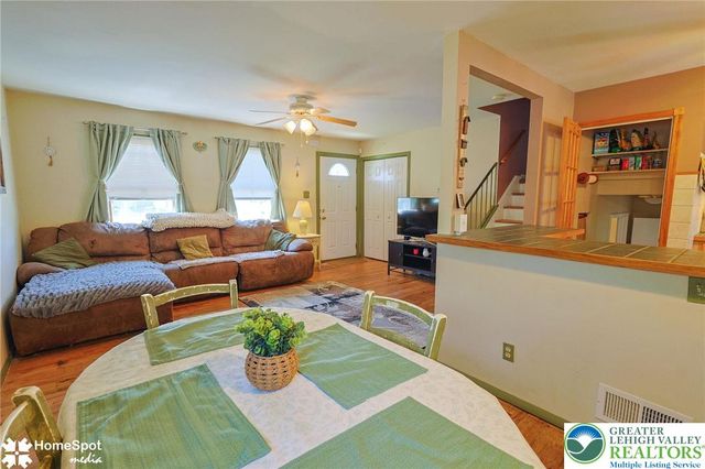 1572 Primrose Lane, Bethlehem City, PA 18018