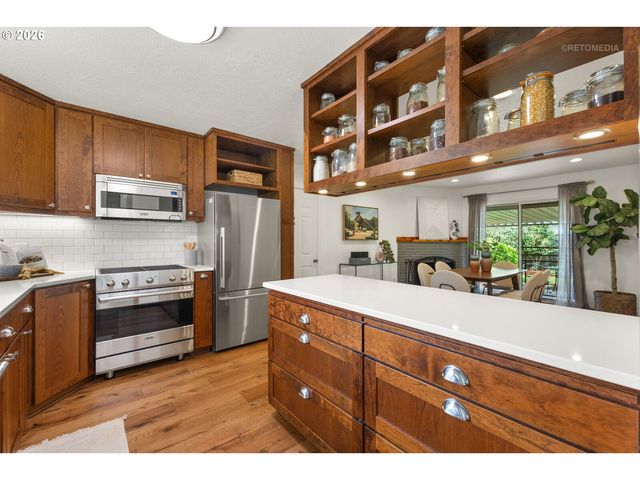 4525 Se FIELDCREST St, Milwaukie, OR 97222