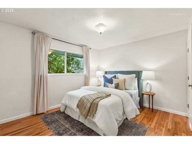 4525 Se FIELDCREST St, Milwaukie, OR 97222