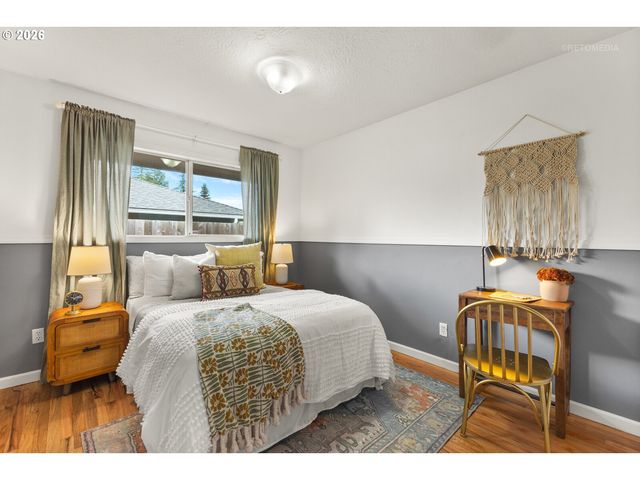 4525 Se FIELDCREST St, Milwaukie, OR 97222