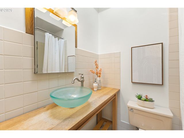 4525 Se FIELDCREST St, Milwaukie, OR 97222