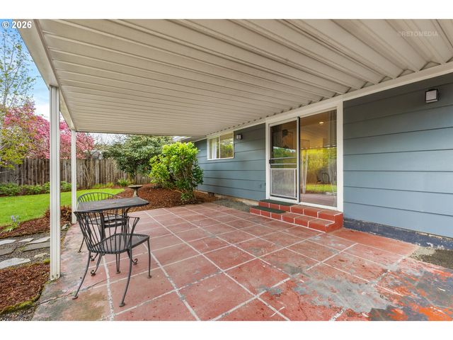 4525 Se FIELDCREST St, Milwaukie, OR 97222