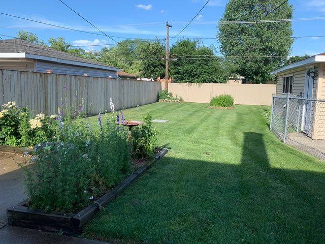 1511 Kemman Avenue, La Grange Park, IL 60526