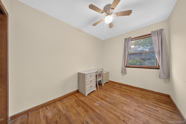 138-61 63rd Avenue, Flushing, NY 11367