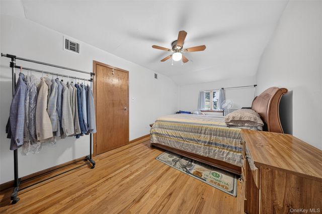 138-61 63rd Avenue, Flushing, NY 11367