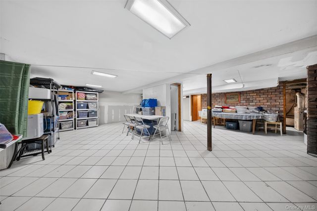 138-61 63rd Avenue, Flushing, NY 11367