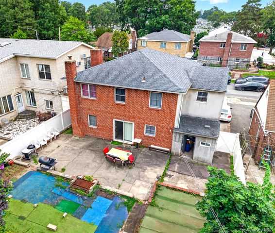 138-61 63rd Avenue, Flushing, NY 11367