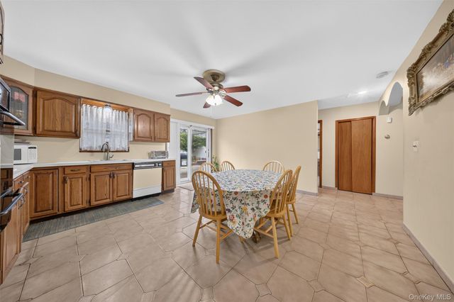 138-61 63rd Avenue, Flushing, NY 11367