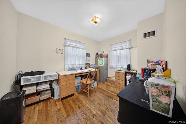 138-61 63rd Avenue, Flushing, NY 11367