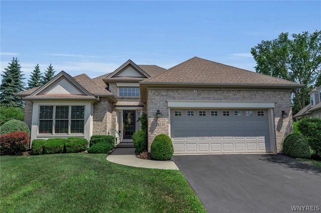 267 Lord Byron Lane, Amherst, NY 14221