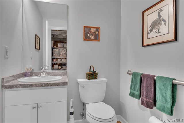 267 Lord Byron Lane, Amherst, NY 14221