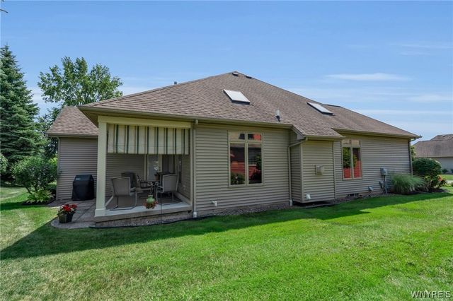 267 Lord Byron Lane, Amherst, NY 14221