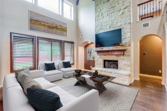 359 Whispering Wind WAY, Austin, TX 78737