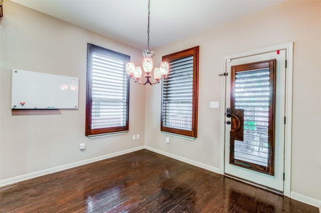 359 Whispering Wind WAY, Austin, TX 78737