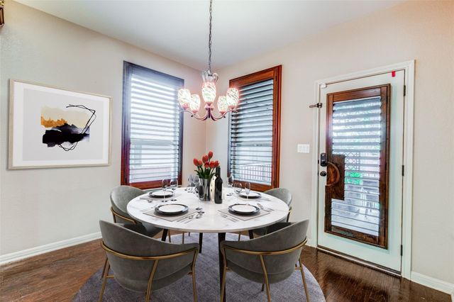 359 Whispering Wind WAY, Austin, TX 78737