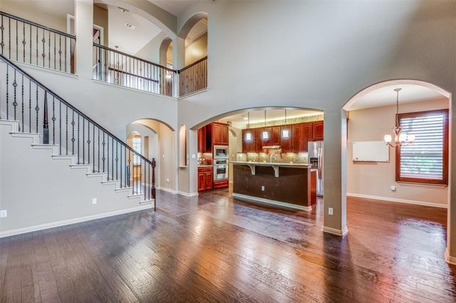 359 Whispering Wind WAY, Austin, TX 78737