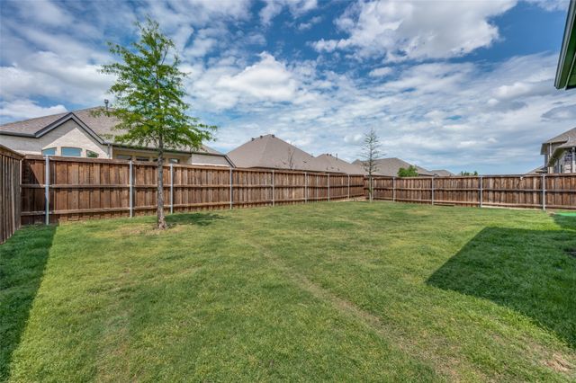 312 Texas Red Lane, Little Elm, TX 75068
