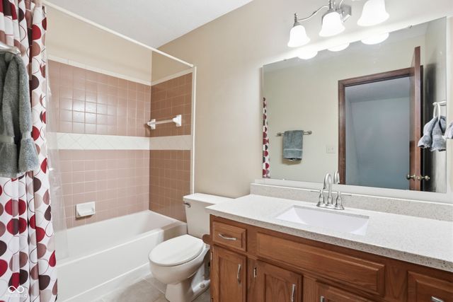 719 Bakeway Court, Indianapolis, IN 46231