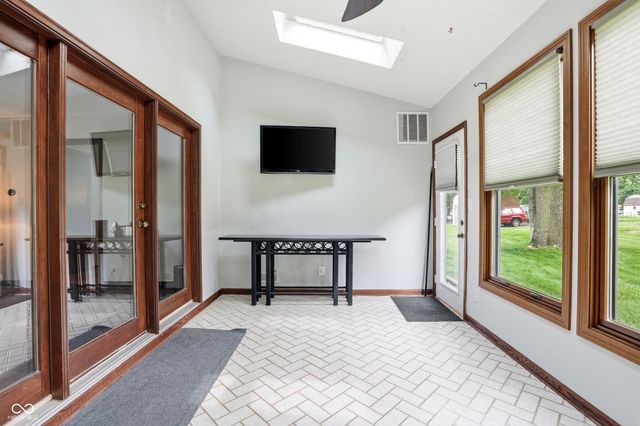 719 Bakeway Court, Indianapolis, IN 46231