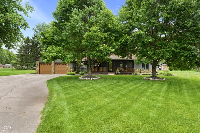 719 Bakeway Court, Indianapolis, IN 46231
