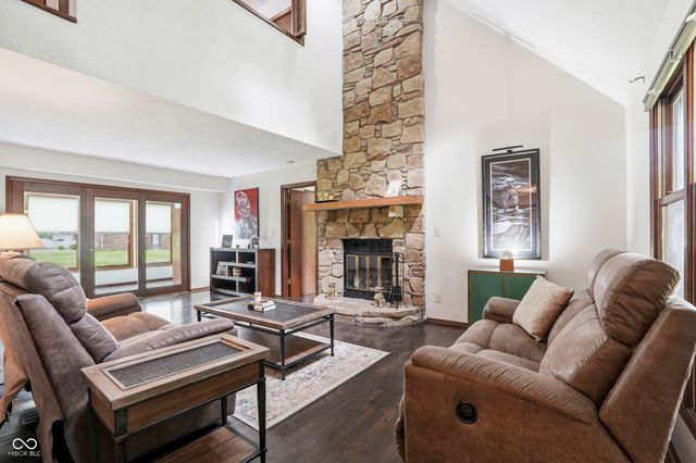 719 Bakeway Court, Indianapolis, IN 46231