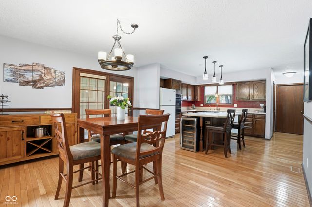 719 Bakeway Court, Indianapolis, IN 46231