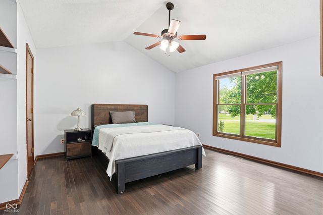 719 Bakeway Court, Indianapolis, IN 46231
