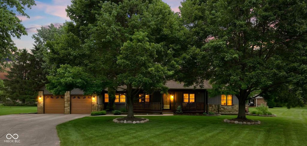 719 Bakeway Court, Indianapolis, IN 46231