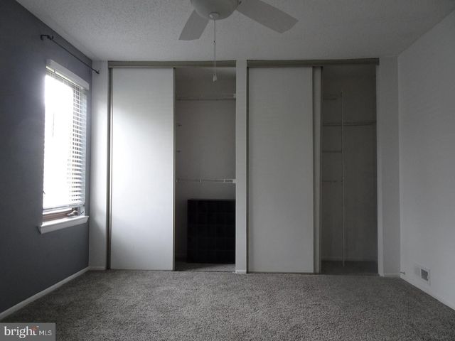 4217-A ABERDEEN DR, Mount Laurel, NJ 08054