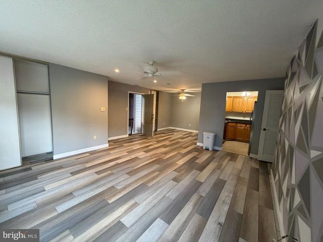 4217-A ABERDEEN DR, Mount Laurel, NJ 08054