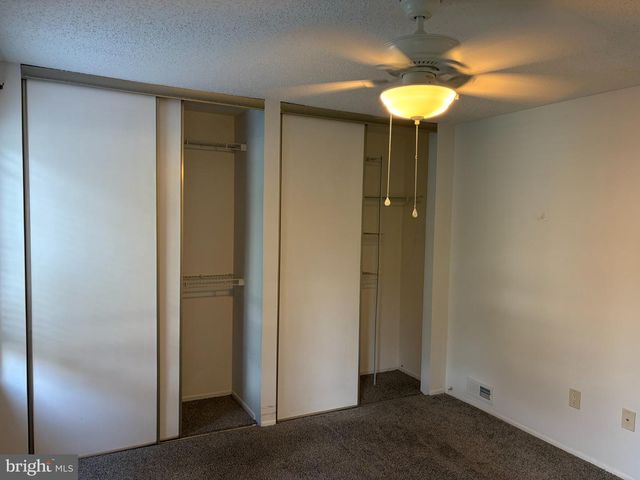 4217-A ABERDEEN DR, Mount Laurel, NJ 08054