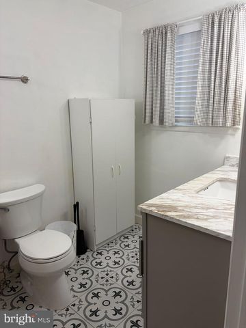 4217-A ABERDEEN DR, Mount Laurel, NJ 08054