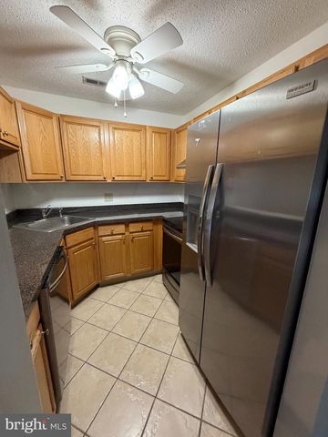 4217-A ABERDEEN DR, Mount Laurel, NJ 08054