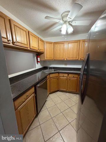 4217-A ABERDEEN DR, Mount Laurel, NJ 08054