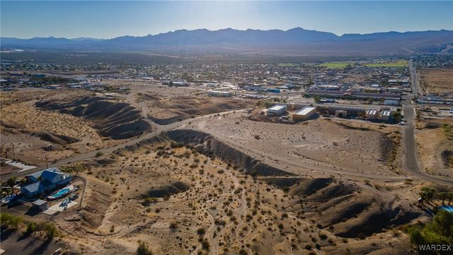 1707 E Havasupai Drive, Bullhead City, AZ 86442