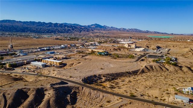 1707 E Havasupai Drive, Bullhead City, AZ 86442