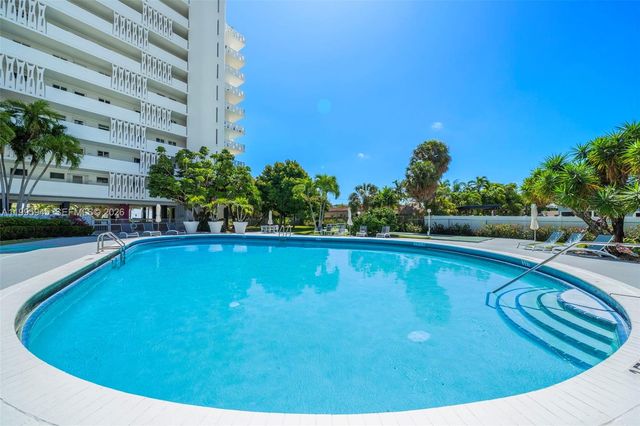 2840 N Ocean Boulevard Blvd 404, Fort Lauderdale, FL 33308