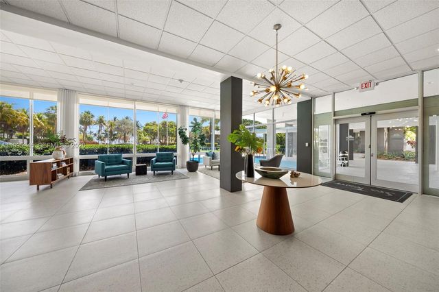 2840 N Ocean Boulevard Blvd 404, Fort Lauderdale, FL 33308