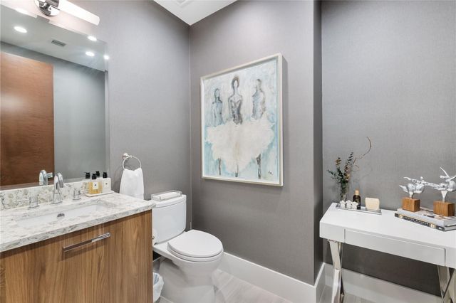 2770 NE 14th Street 306, Fort Lauderdale, FL 33304