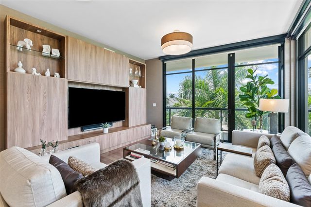 2770 NE 14th Street 306, Fort Lauderdale, FL 33304